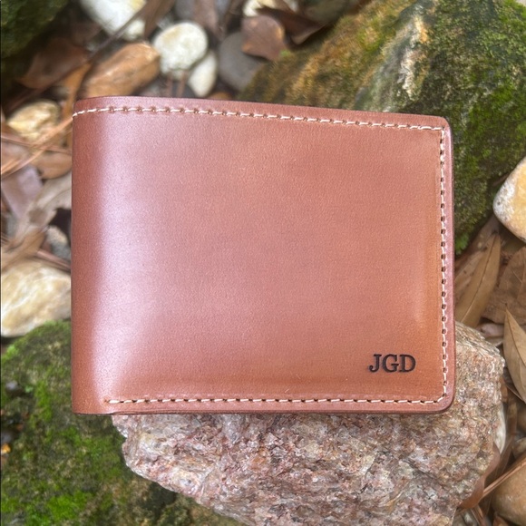 Genuine Men's Ashland Johnny the Fox Monogramed Tan Wallet - Picture 12 of 16
